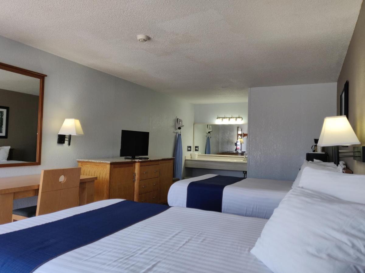 Cedar Cove Motel Sandusky Exterior photo