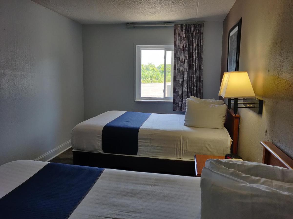 Cedar Cove Motel Sandusky Exterior photo