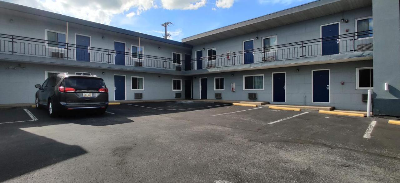Cedar Cove Motel Sandusky Exterior photo